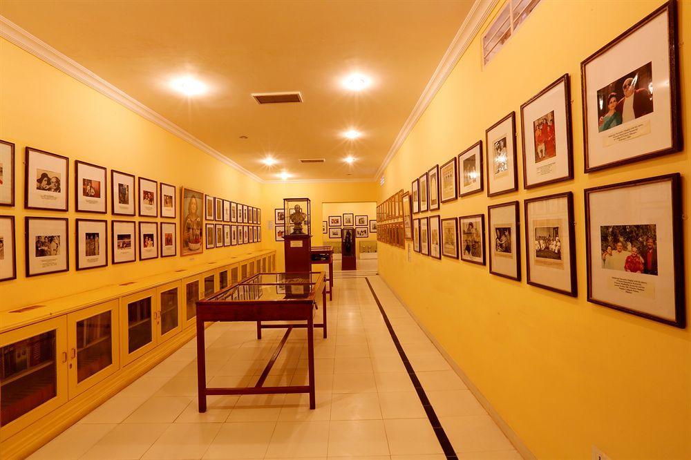 The Lallgarh Palace A Heritage Hotel Bikaner Extérieur photo