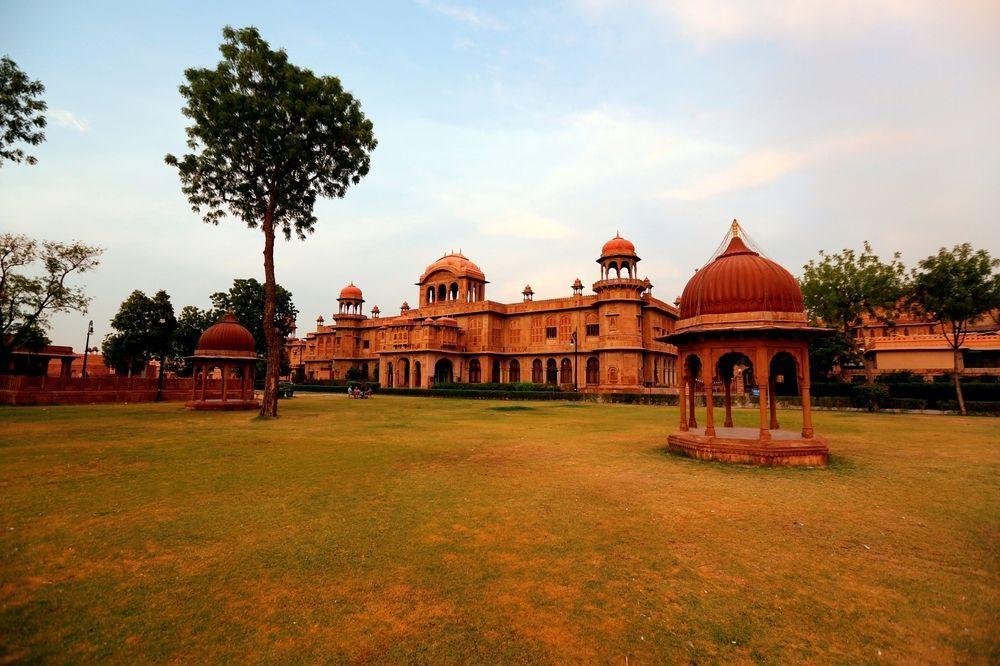 The Lallgarh Palace A Heritage Hotel Bikaner Extérieur photo