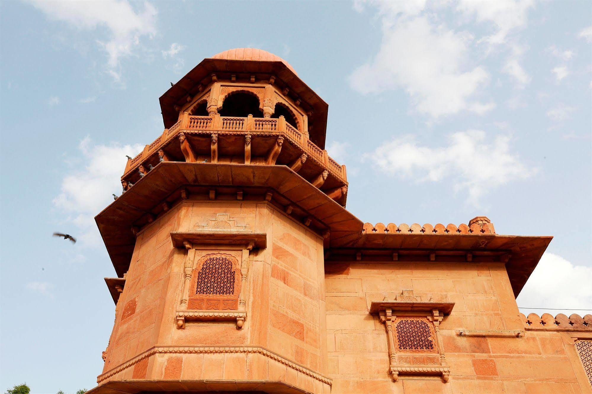 The Lallgarh Palace A Heritage Hotel Bikaner Extérieur photo