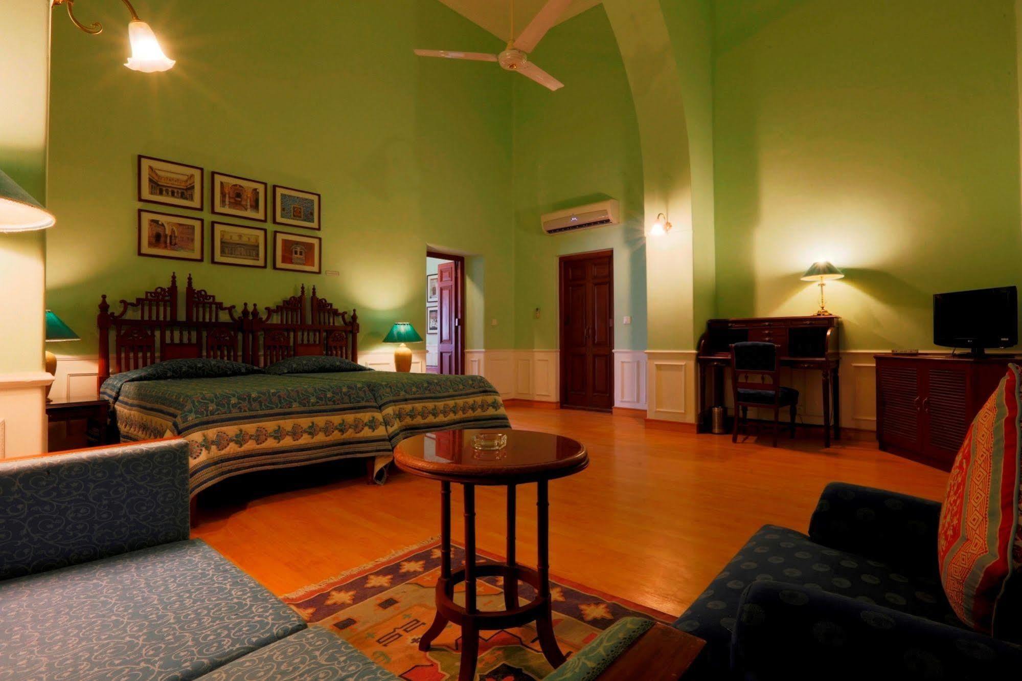 The Lallgarh Palace A Heritage Hotel Bikaner Extérieur photo