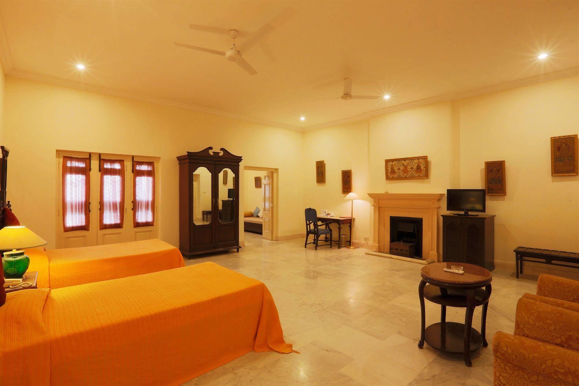 The Lallgarh Palace A Heritage Hotel Bikaner Extérieur photo
