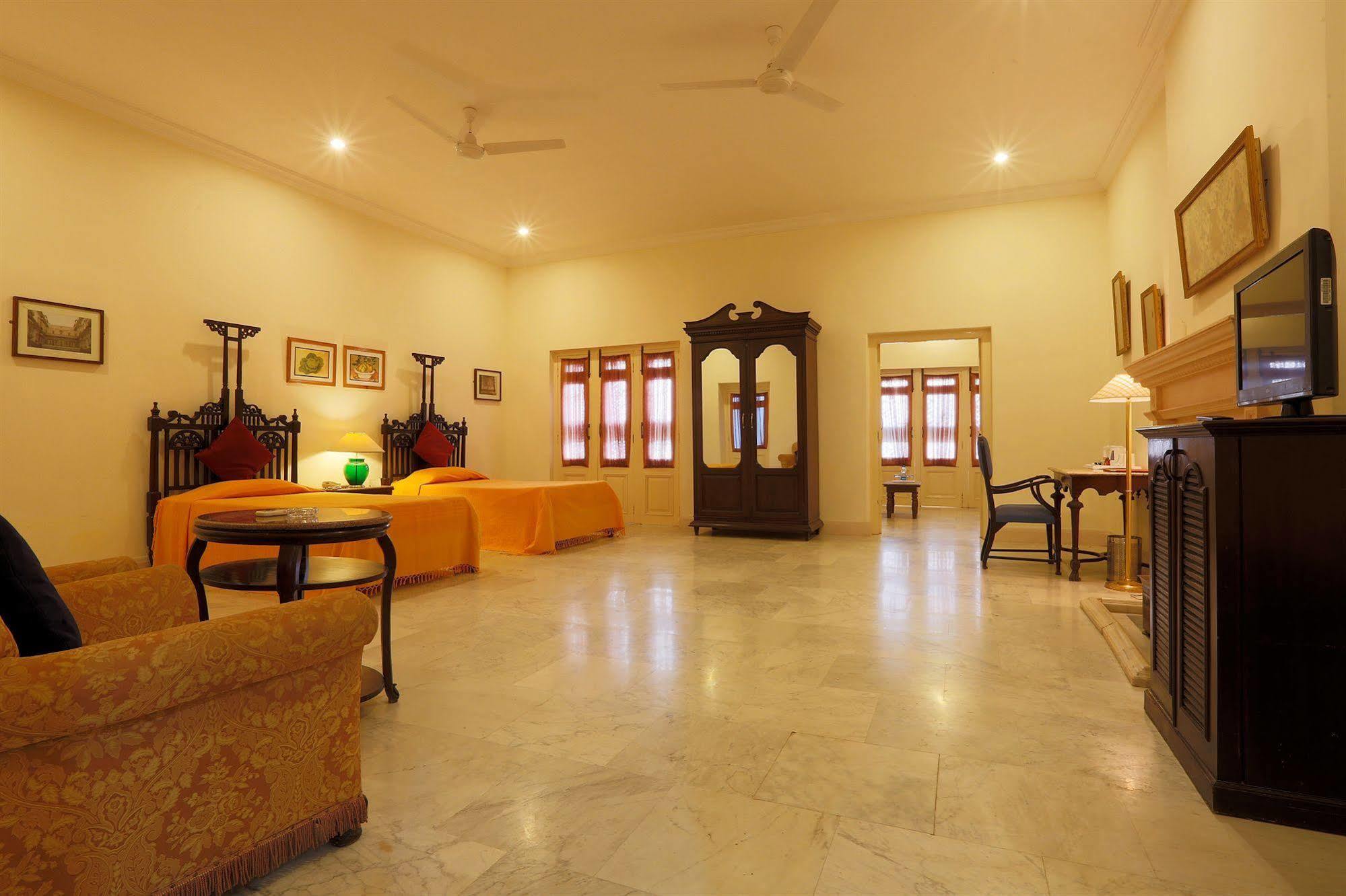 The Lallgarh Palace A Heritage Hotel Bikaner Extérieur photo